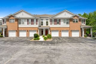 8217 Concord Lane D, Justice, IL 60458