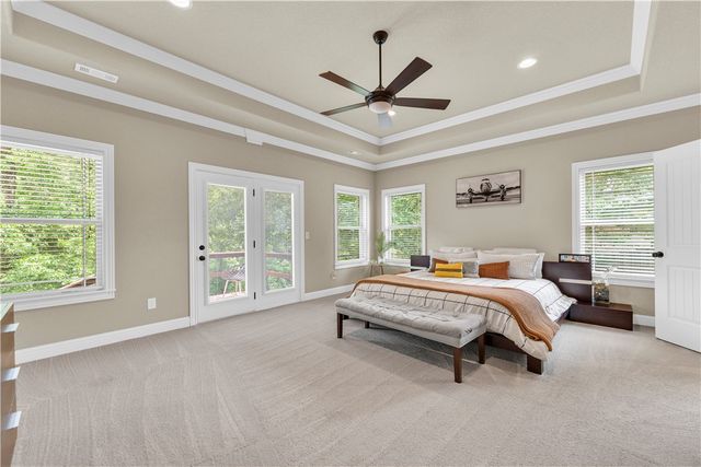 3503 NE Oaktrace Avenue, Bentonville, AR 72712