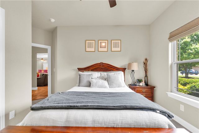 3503 NE Oaktrace Avenue, Bentonville, AR 72712