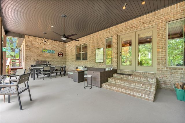 3503 NE Oaktrace Avenue, Bentonville, AR 72712