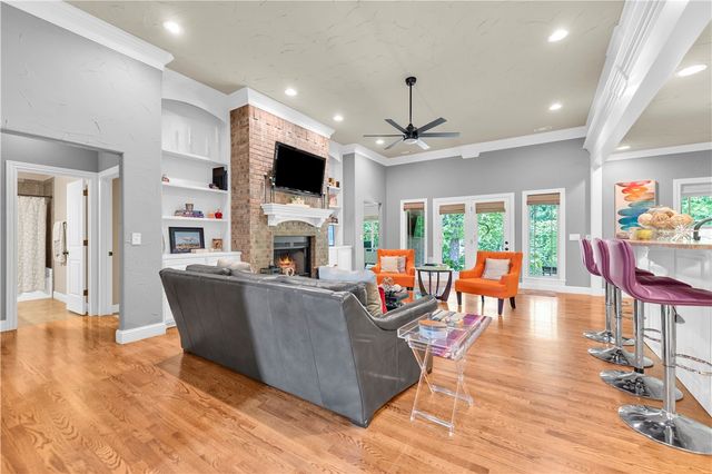 3503 NE Oaktrace Avenue, Bentonville, AR 72712