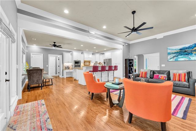 3503 NE Oaktrace Avenue, Bentonville, AR 72712