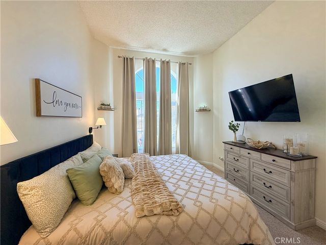 23921 Del Monte 34, Valencia, CA 91355