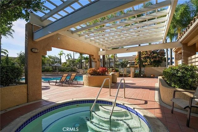 23921 Del Monte 34, Valencia, CA 91355