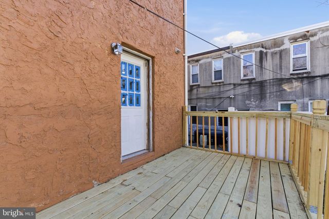 109 N BROADWAY, Gloucester City, NJ 08030