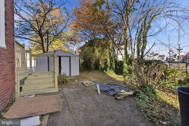 109 N BROADWAY, Gloucester City, NJ 08030