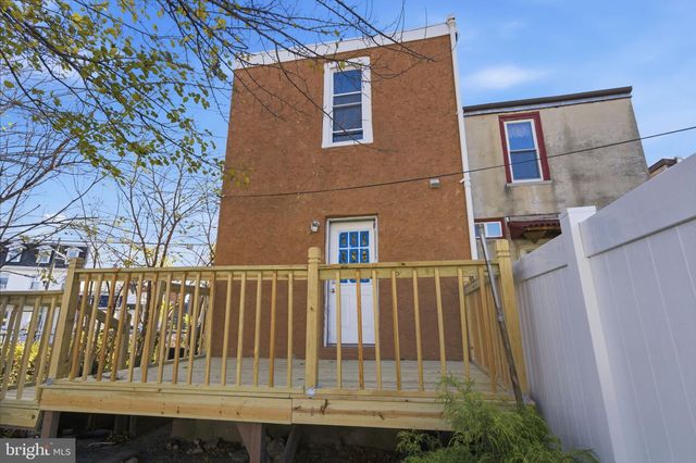 109 N BROADWAY, Gloucester City, NJ 08030