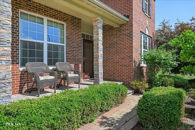5124 Christa Drive, Naperville, IL 60564