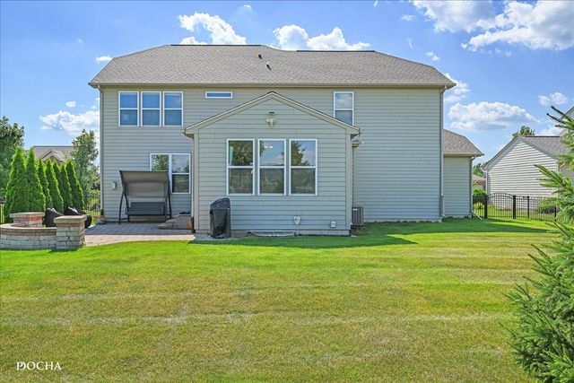 5124 Christa Drive, Naperville, IL 60564