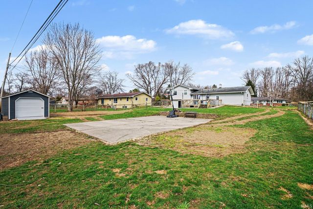 57423 Horseshoe Court, Goshen, IN 46528