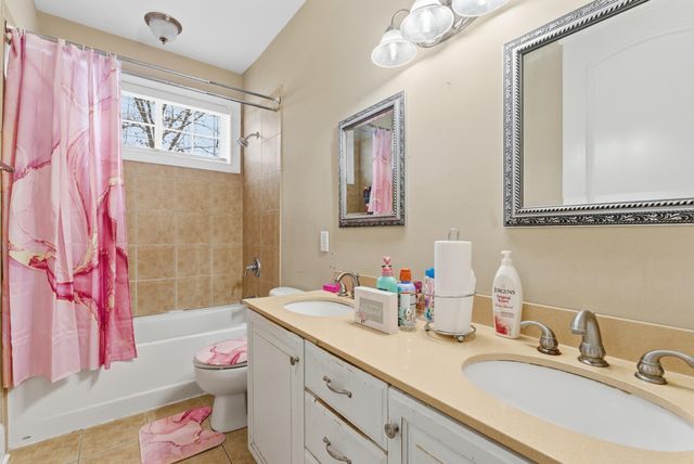 111 Amanda Circle, Goose Creek, SC 29445