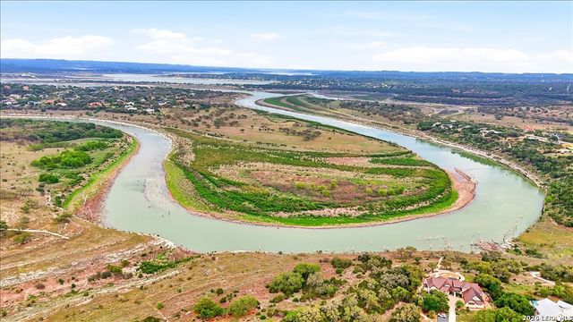 2248 San Jose Way, Canyon Lake, TX 78133