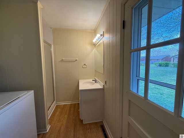 804 Guthrie Drive, Murray, KY 42071