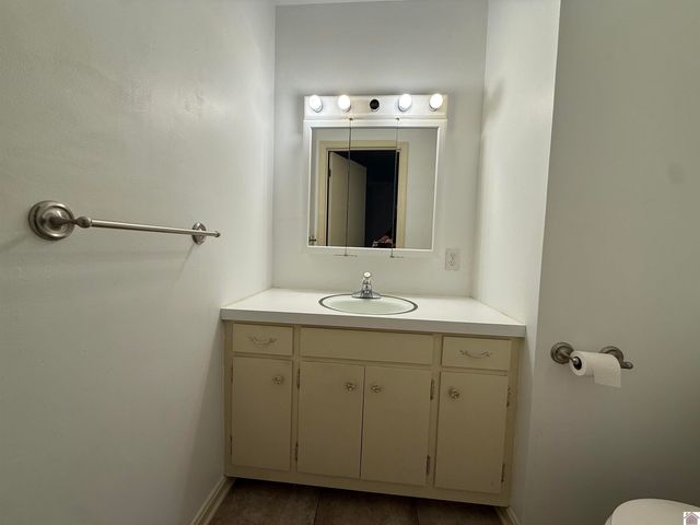 804 Guthrie Drive, Murray, KY 42071