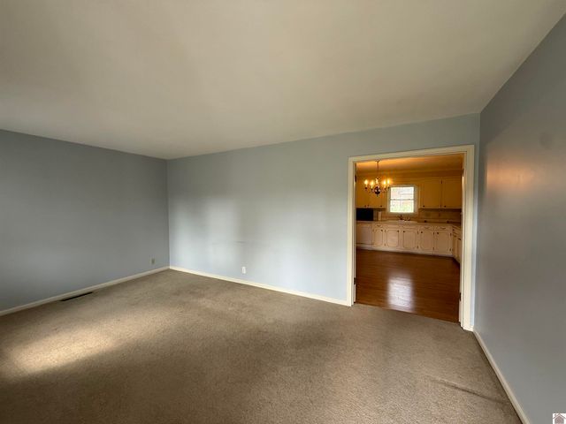 804 Guthrie Drive, Murray, KY 42071