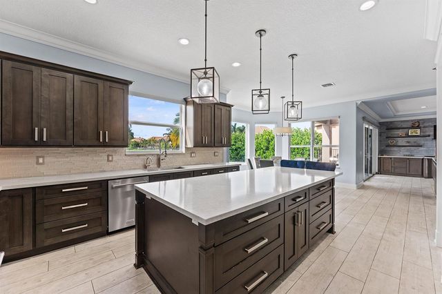 9173 Oak Alley Drive, Lake Worth, FL 33467