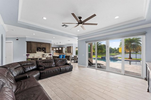 9173 Oak Alley Drive, Lake Worth, FL 33467