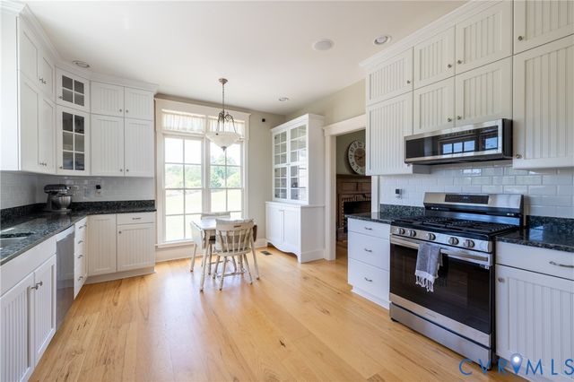 13419 Scotts Rd, Dewitt, VA 23840