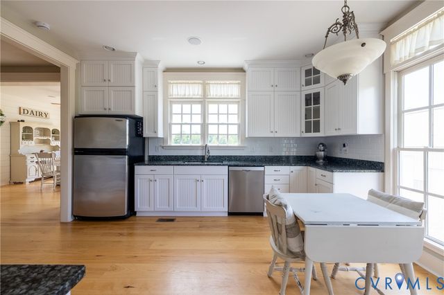13419 Scotts Rd, Dewitt, VA 23840