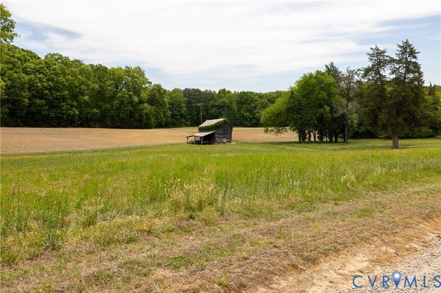 13419 Scotts Rd, Dewitt, VA 23840