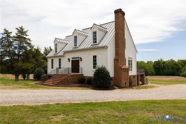 13419 Scotts Rd, Dewitt, VA 23840