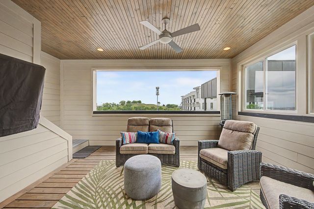 1014 9th Ave, S, Nashville, TN 37203
