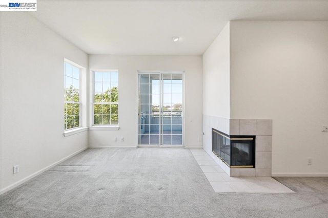 720 Promontory Point Ln 2205, Foster City, CA 94404