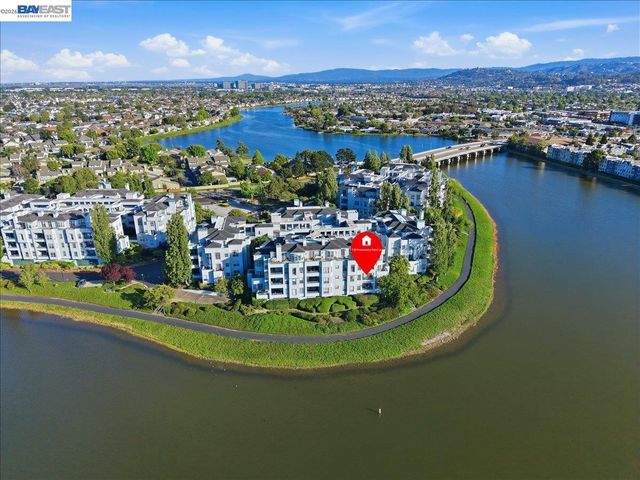 720 Promontory Point Ln 2205, Foster City, CA 94404