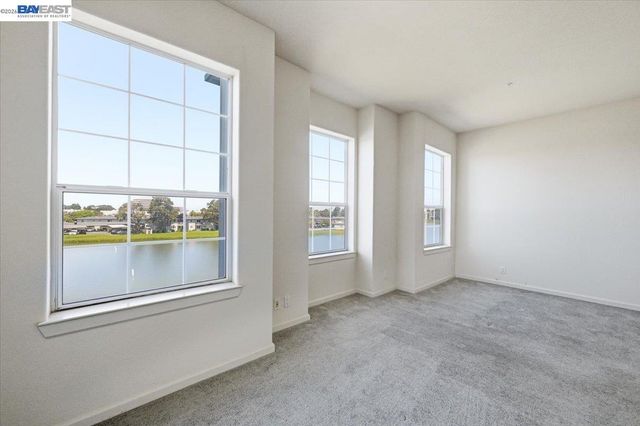 720 Promontory Point Ln 2205, Foster City, CA 94404