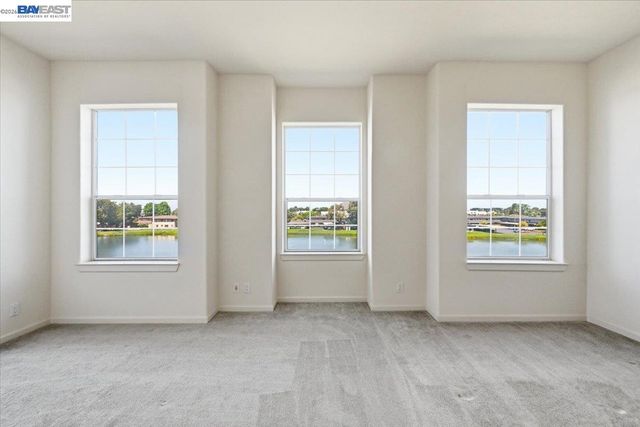 720 Promontory Point Ln 2205, Foster City, CA 94404