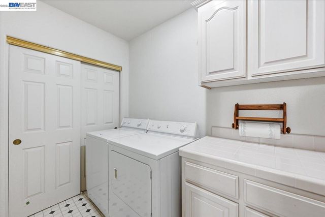 720 Promontory Point Ln 2205, Foster City, CA 94404