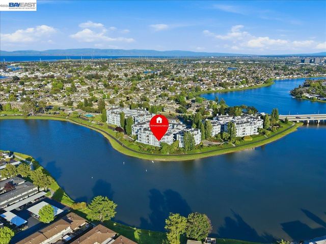 720 Promontory Point Ln 2205, Foster City, CA 94404