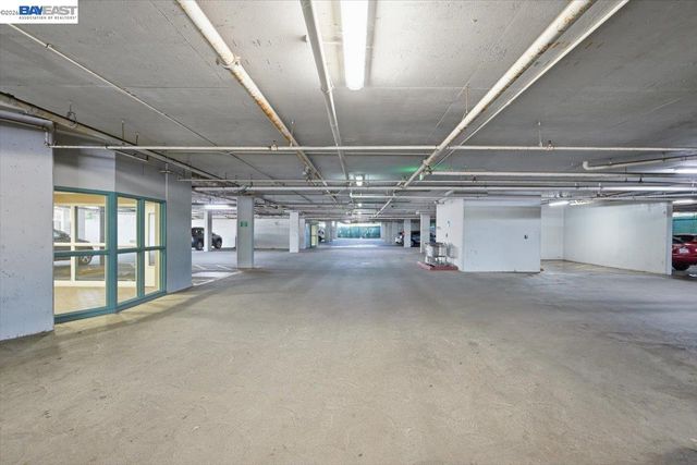 720 Promontory Point Ln 2205, Foster City, CA 94404