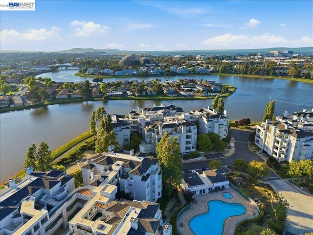 720 Promontory Point Ln 2205, Foster City, CA 94404