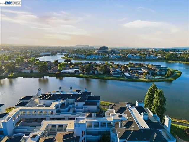 720 Promontory Point Ln 2205, Foster City, CA 94404