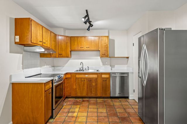 2924 Eagle Drive, Vero Beach, FL 32963