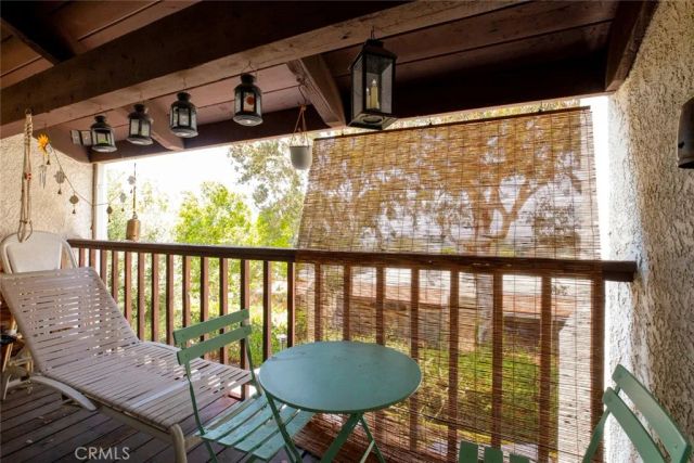 7759 Via Capri, Burbank, CA 91504