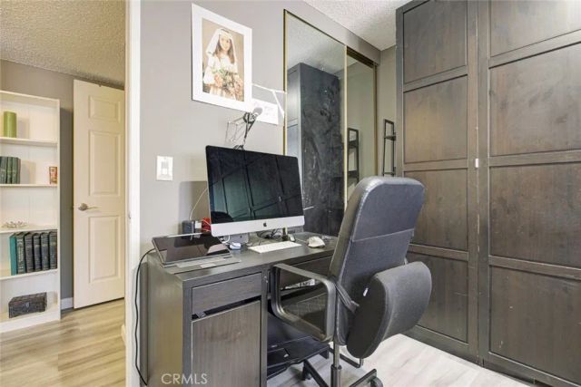 7759 Via Capri, Burbank, CA 91504
