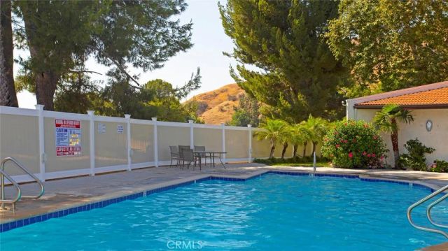 7759 Via Capri, Burbank, CA 91504