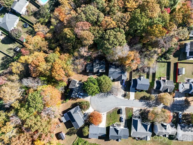 216 Devon Forest Drive, Mooresville, NC 28115