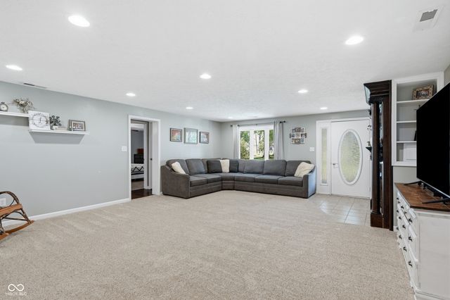 3269 E County Road 225 N, Danville, IN 46122