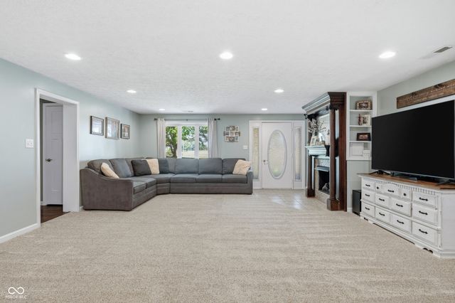 3269 E County Road 225 N, Danville, IN 46122
