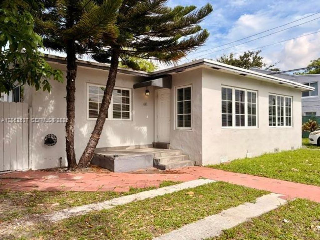 132 SW 20th Ave 132, Miami, FL 33135
