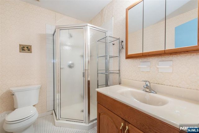575 Grove Street F3, Clifton, NJ 07013