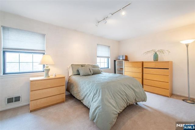 575 Grove Street F3, Clifton, NJ 07013