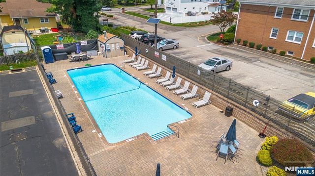 575 Grove Street F3, Clifton, NJ 07013