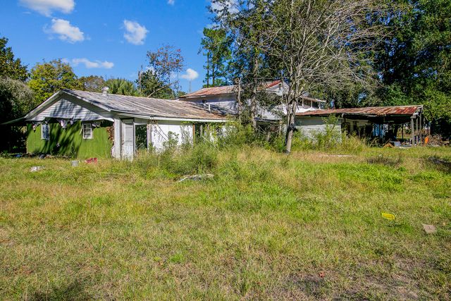 211 W Steele Drive, Summerville, SC 29483