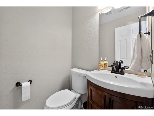 1272 S Alton Ct, Denver, CO 80247