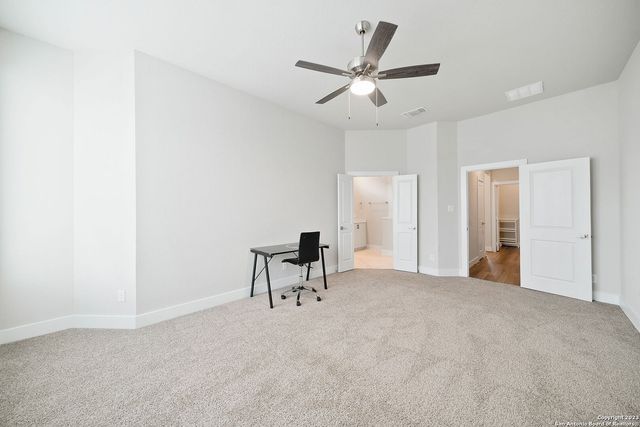 8851 Oakland Rd Unit 19, San Antonio, TX 78240