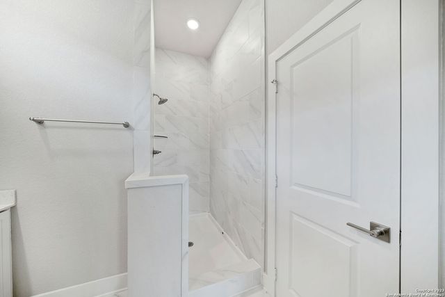 8851 Oakland Rd Unit 19, San Antonio, TX 78240